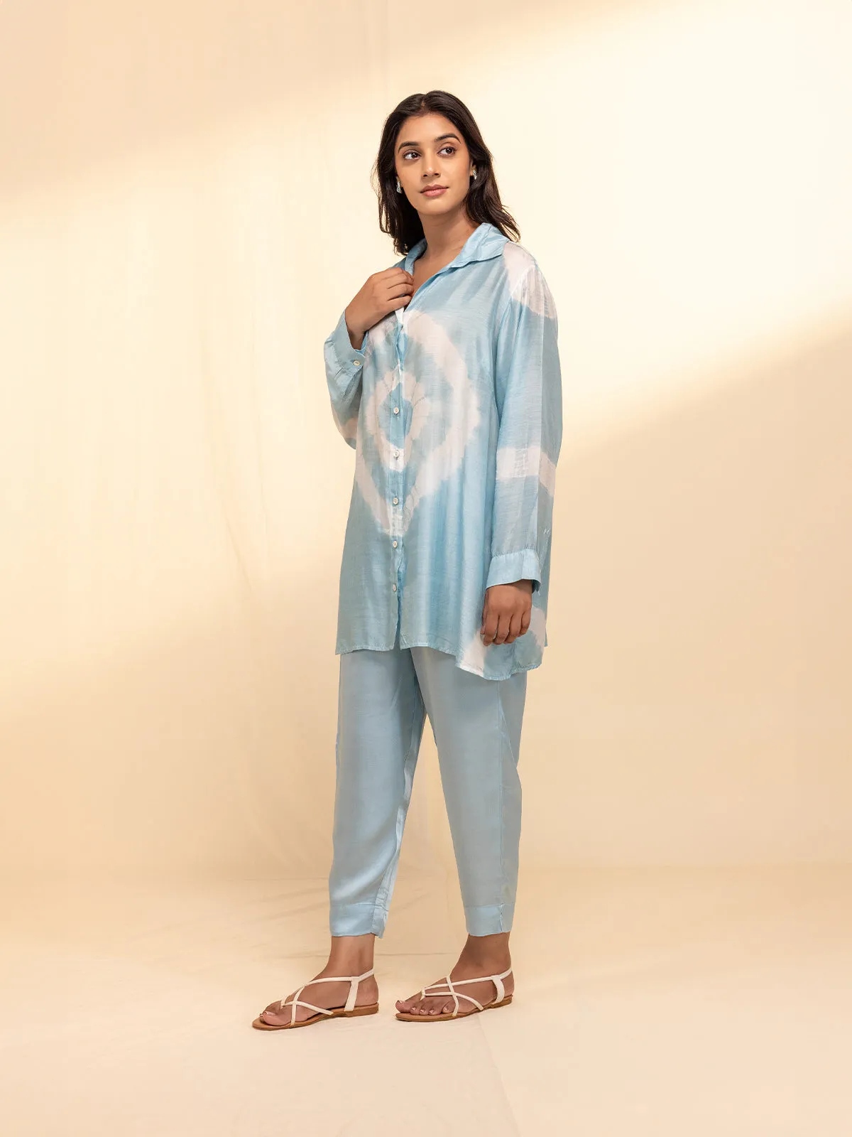 Bluey Blue Tie N Dye Viscose Silk Shirt