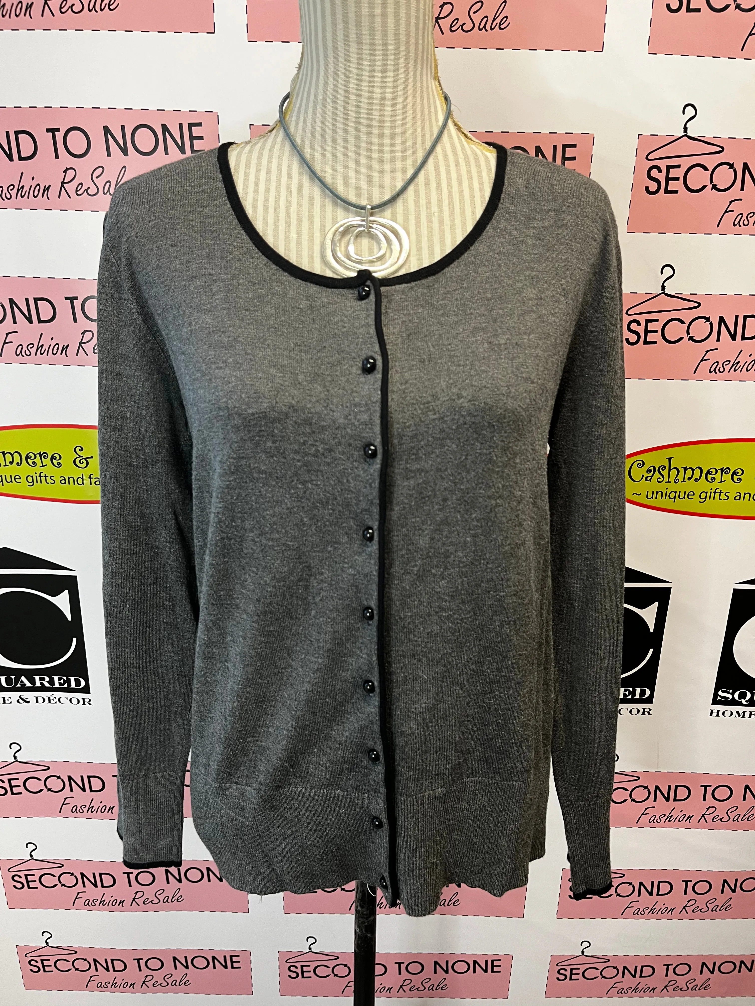 Grey Button Up Top (Size L)