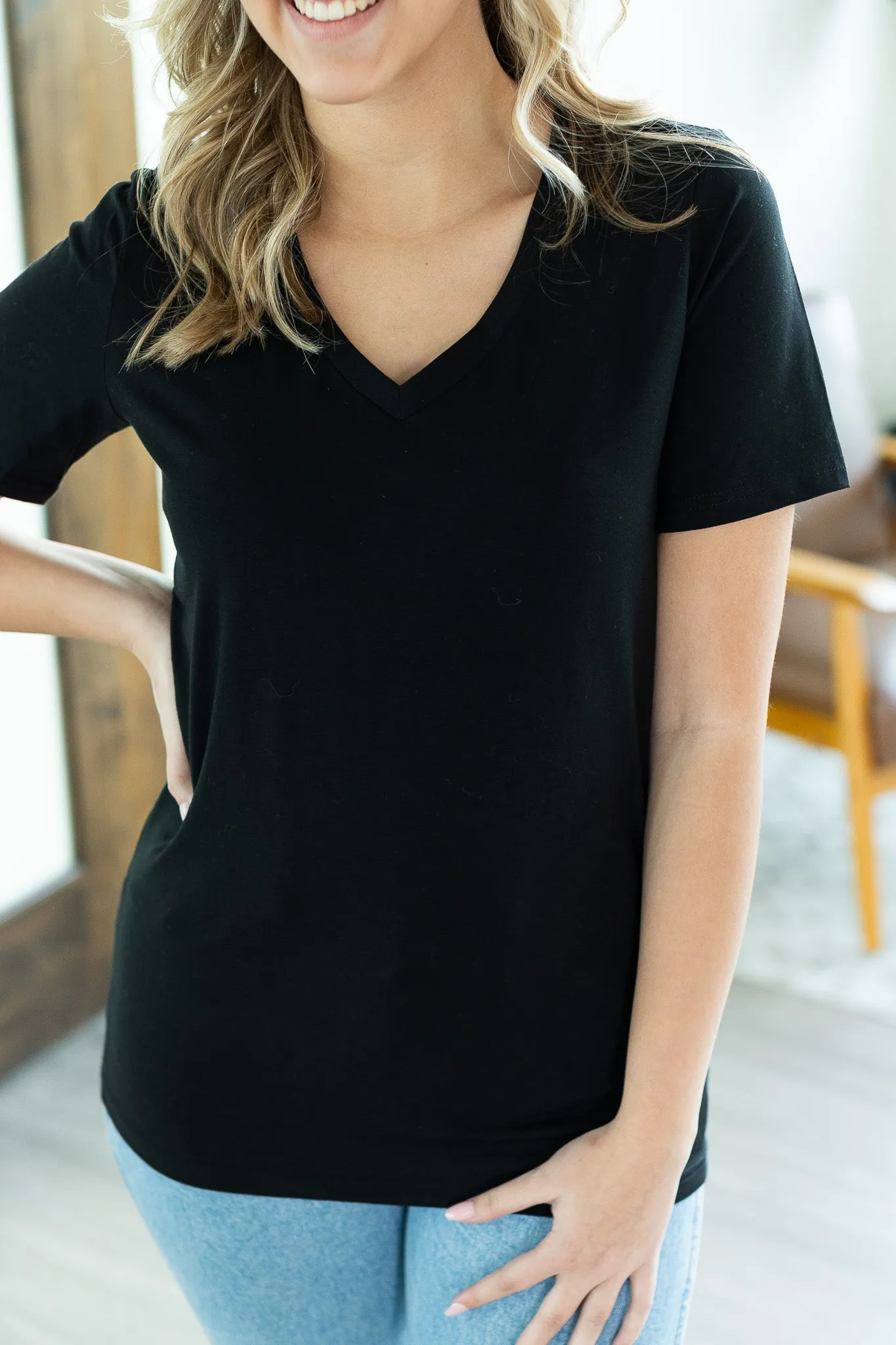 IN STOCK Olivia Tee - Black