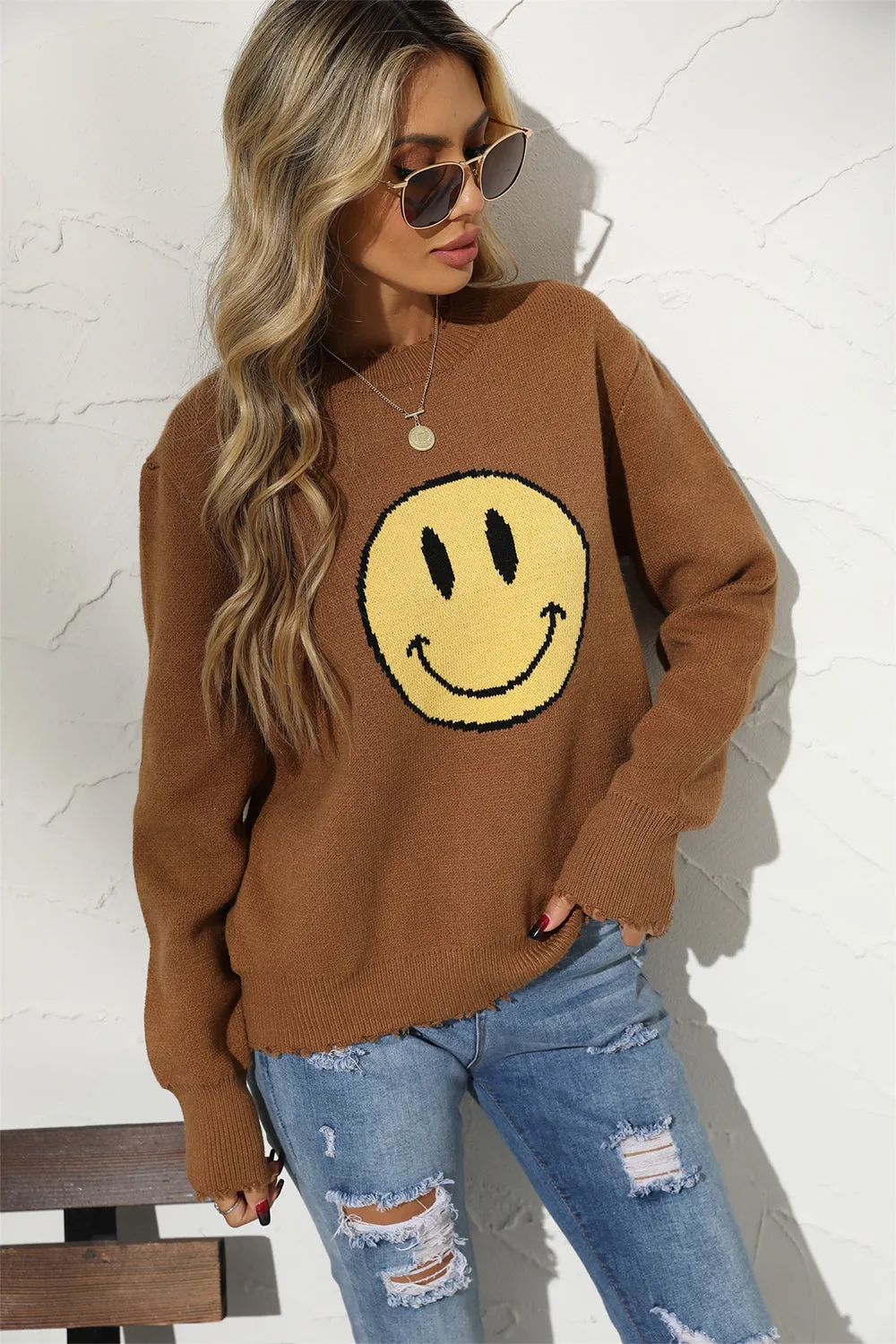 Round Neck Long Sleeve Smily Face Graphic Sweater